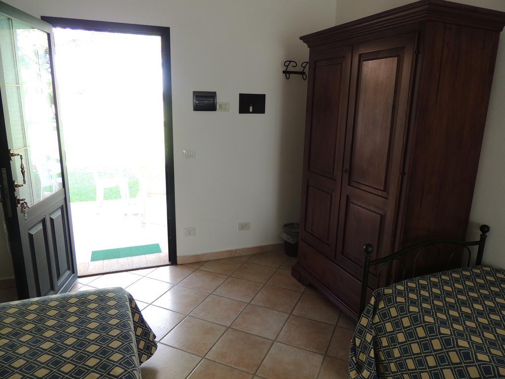 Agriturismo Valle Martina Сатурния Номер фото